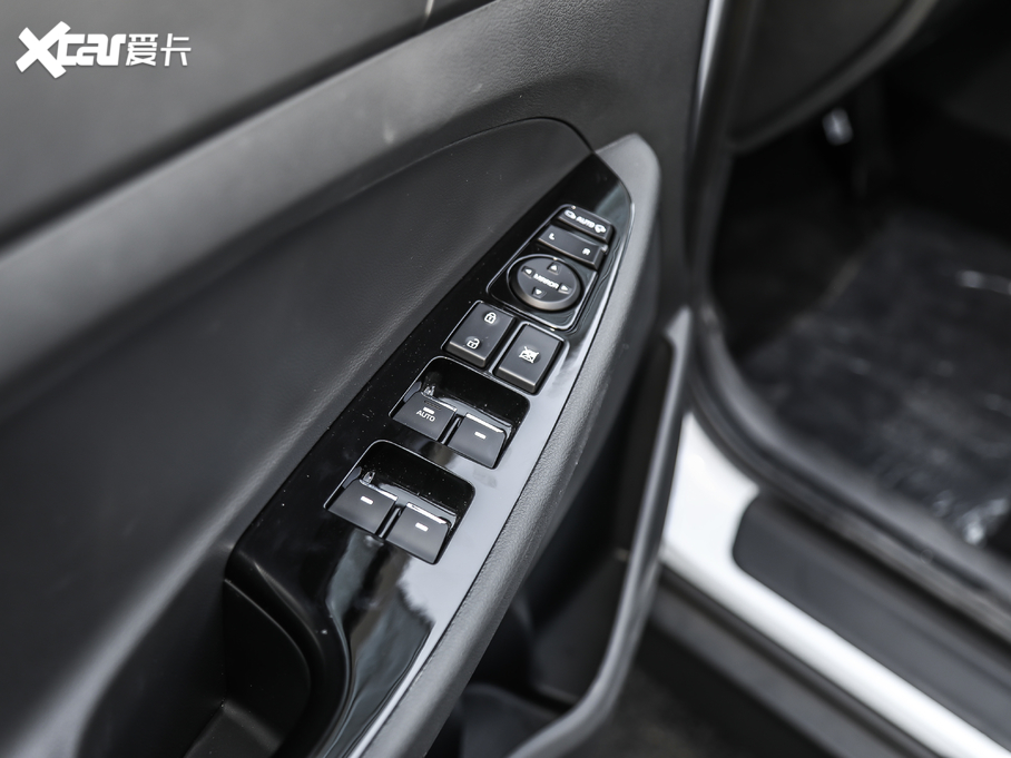 2020;L 280TGDi pxσ(q)r(sh)а (gu)VI