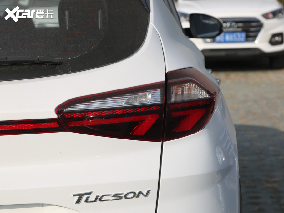 2020;L 280TGDi pxσ(q)(lin) (gu)V