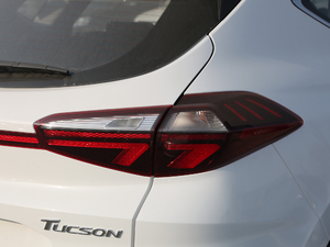 2020280TGDi pxσ(q)(lin) V (x)(ji)^