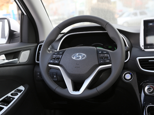 2020280TGDi pxσ(q)(lin) V п؅^(q)