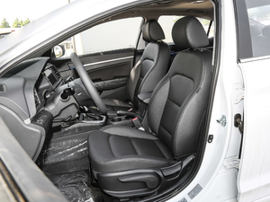 2020款1.5L CVT智炫精英型 主驾驶座椅