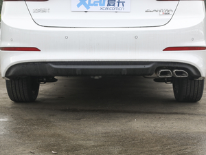 2020款1.4T 双离合炫动活力型 排气管