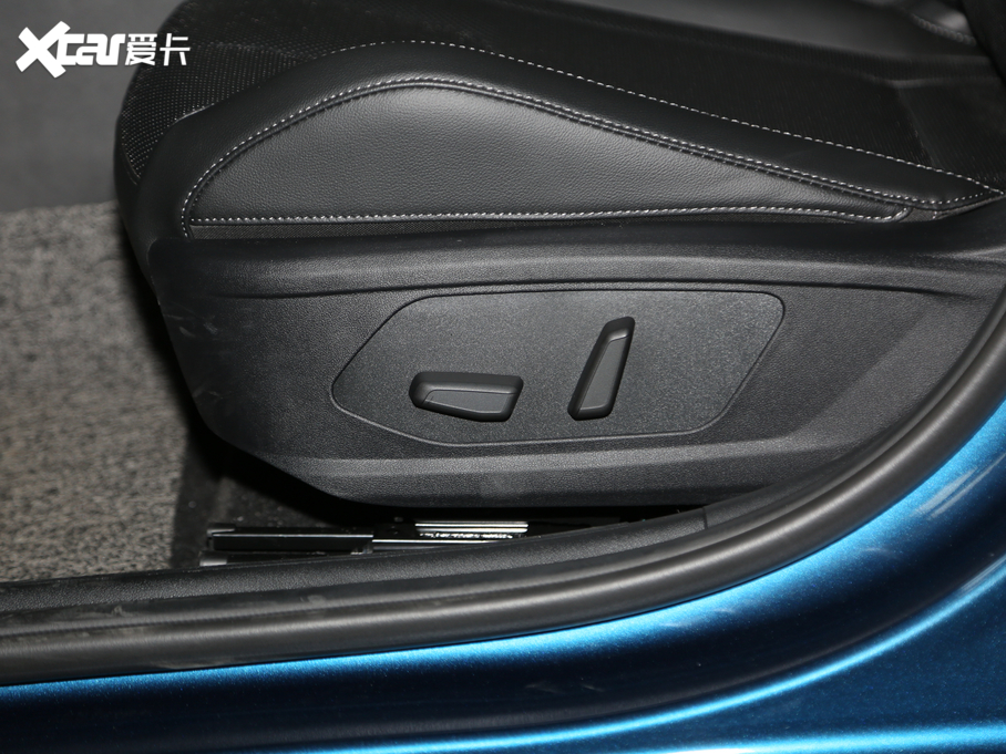 2021�����m�� 1.5L LUX���F��