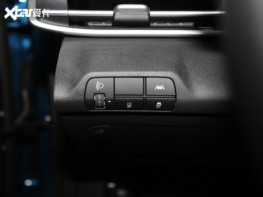 2021�����m�� 1.5L LUX���F��