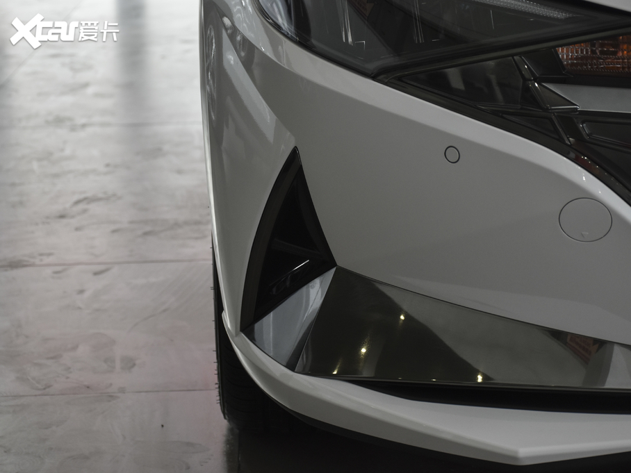 2021�����m�� 240TGDi LUX���F��