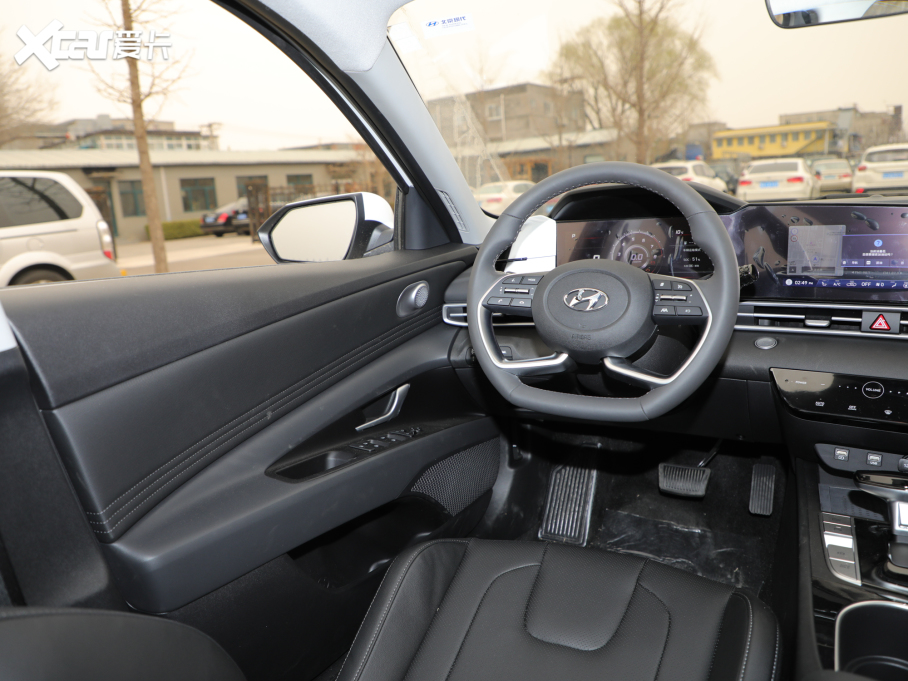 2021�����m�� 1.5L LUX���F��