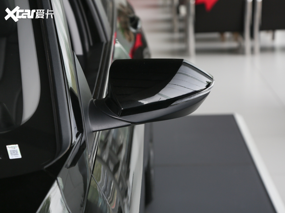 2021�����m�� 1.5L LUX���F��