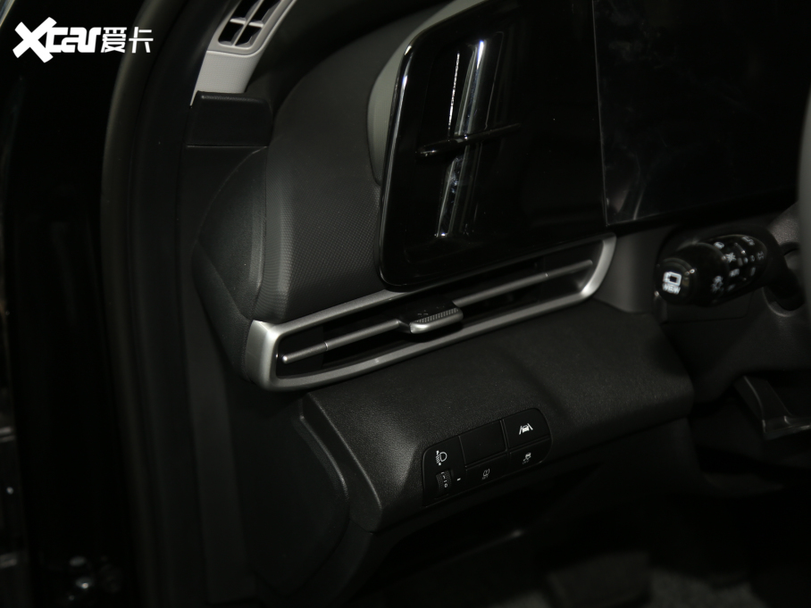 2021�����m�� 1.5L LUX���F��