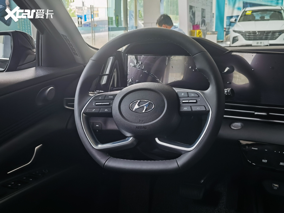 2021�����m�� 1.5L LUX���F��