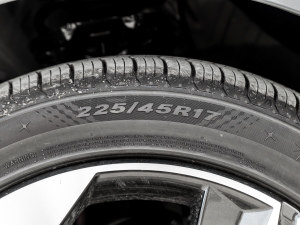 2021240TGDi GLXӢ ݆̥ߴ