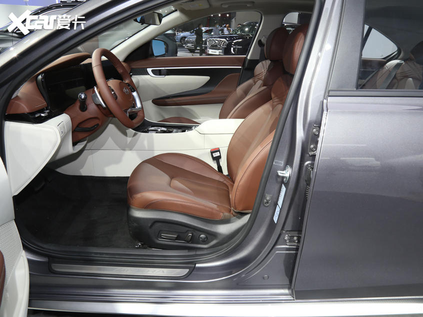 北京現代2021款名圖