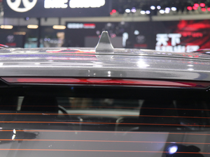 2021 ;L 1.5T (q)Ş (x)(ji)^