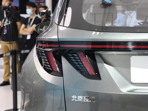 2021 ;L 1.5T (q)Ş (x)(ji)^