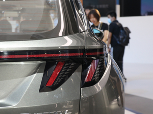 2021 ;L 1.5T (q)Ş (x)(ji)^