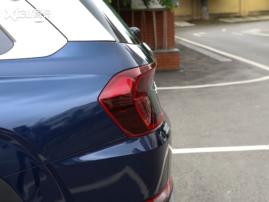 2020F_ 380 TGDi DLX ԄӃPLUS