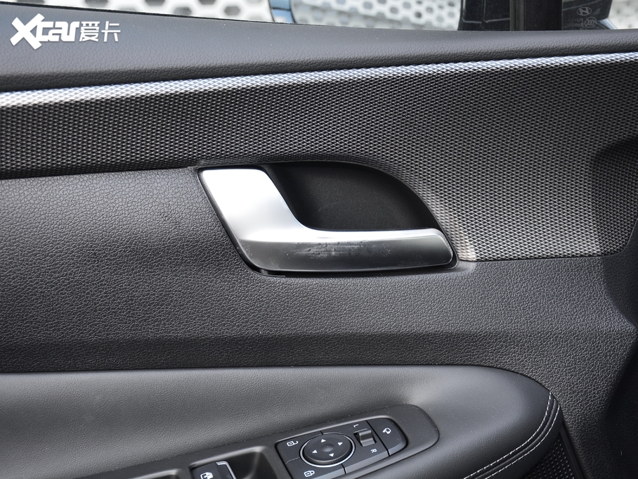 2020F(xin)_(d) 380 TGDi GLS Ԅ(dng)(q)A