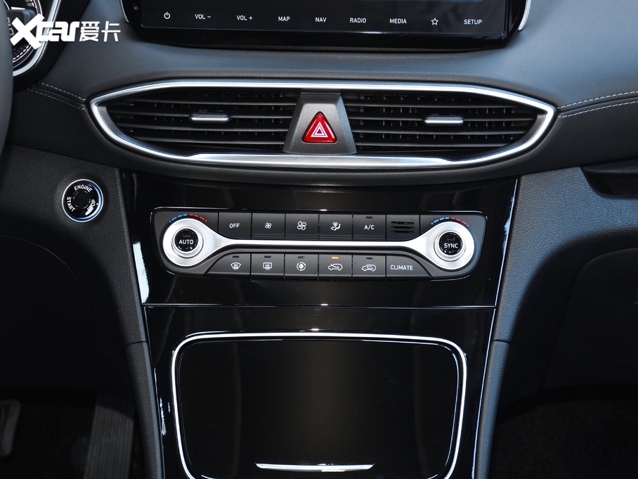 2020F_ 380 TGDi GLS ԄӃA