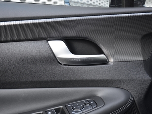 2020380 TGDi GLS ԄӃA g