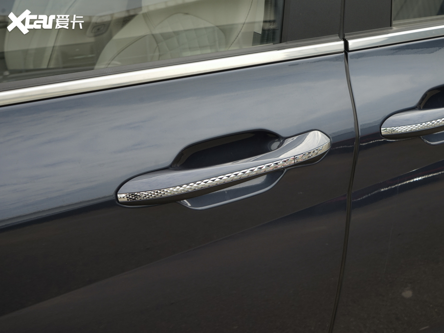 2021˹; 270TGDi LUX F