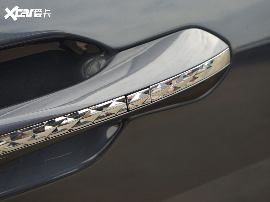 2021˹; 270TGDi LUX F