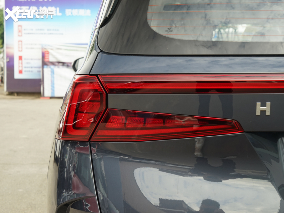 2021˹; 270TGDi LUX F