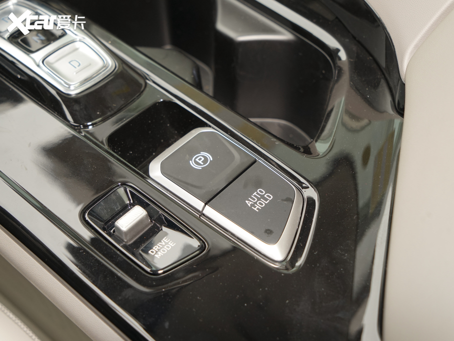 2021(k)˹; 270TGDi LUX F