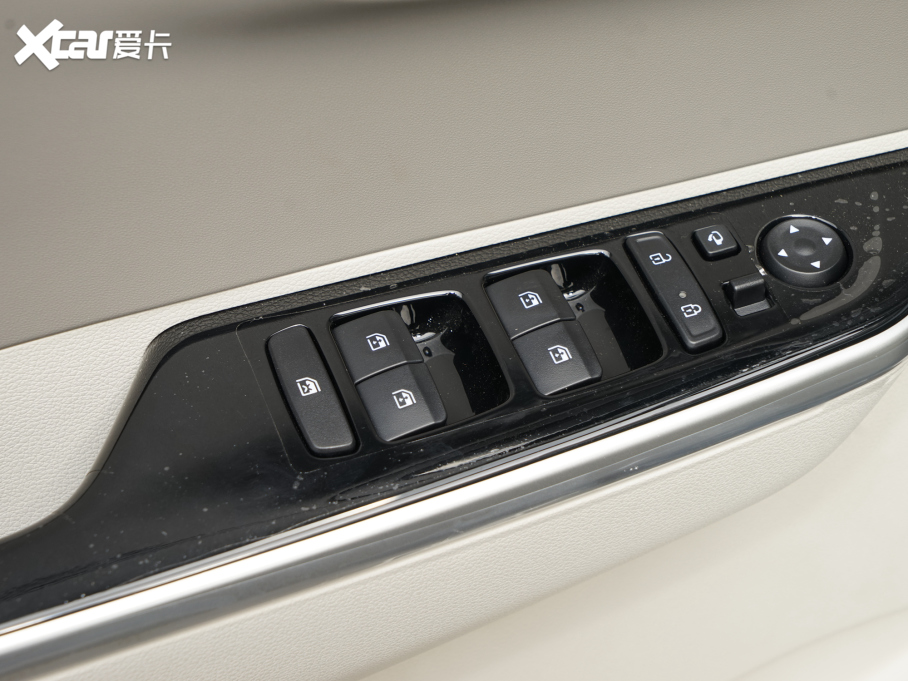 2021˹; 270TGDi LUX F