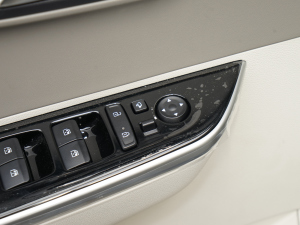 2021270TGDi LUX F п؅^