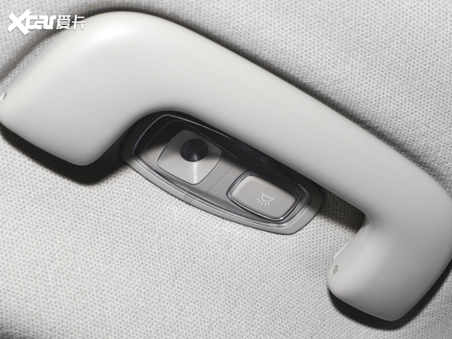 2022;L ;L 2.0L (dng)F