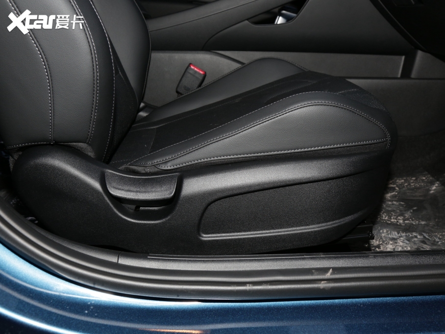 2022m 1.5L CVT GLXӢ