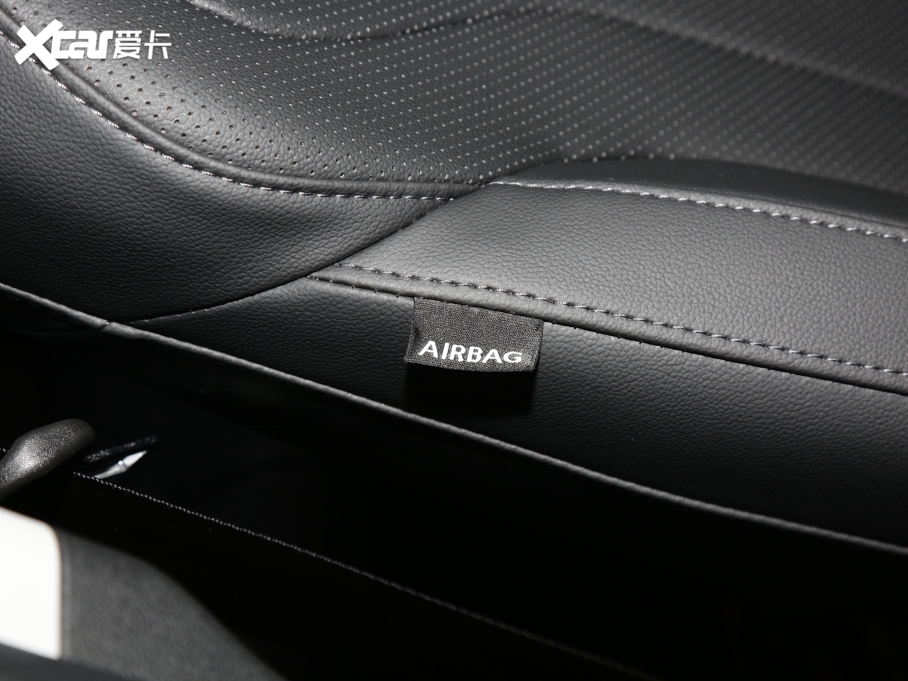 2022m 1.5L CVT GLXӢ