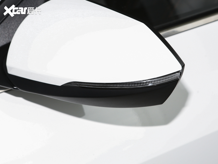 2022m 240TGDi DCT GLXӢ