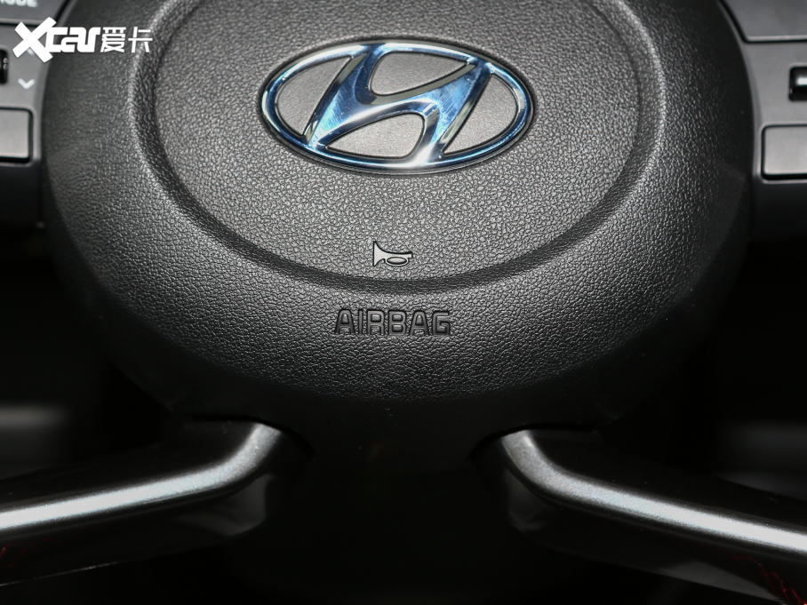 2022m 240TGDi DCT GLXӢ