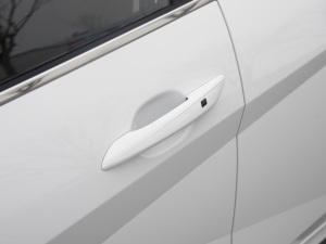 20221.5L CVT LUXF {T