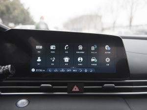 20221.5L CVT LUXF п؅^