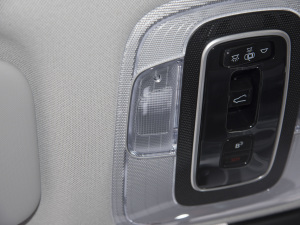 20221.5L CVT LUXF п؅^(q)