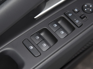 20221.5L CVT LUXF п؅^(q)