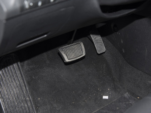 20221.5L CVT LUXF п؅^(q)