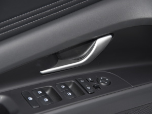 20221.5L CVT LUXF п؅^(q)