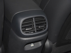 20221.5L CVT LUXF п؅^(q)