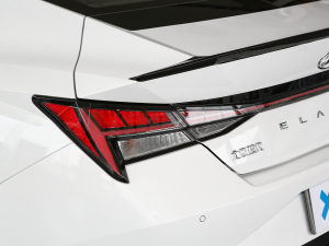 2022240TGDi DCT GLXӢ β