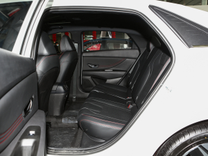 2022240TGDi DCT GLXӢ ſg