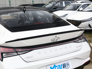 2022240TGDi DCT LUXF ^