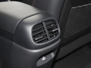 20221.5L CVT 20o п؅^