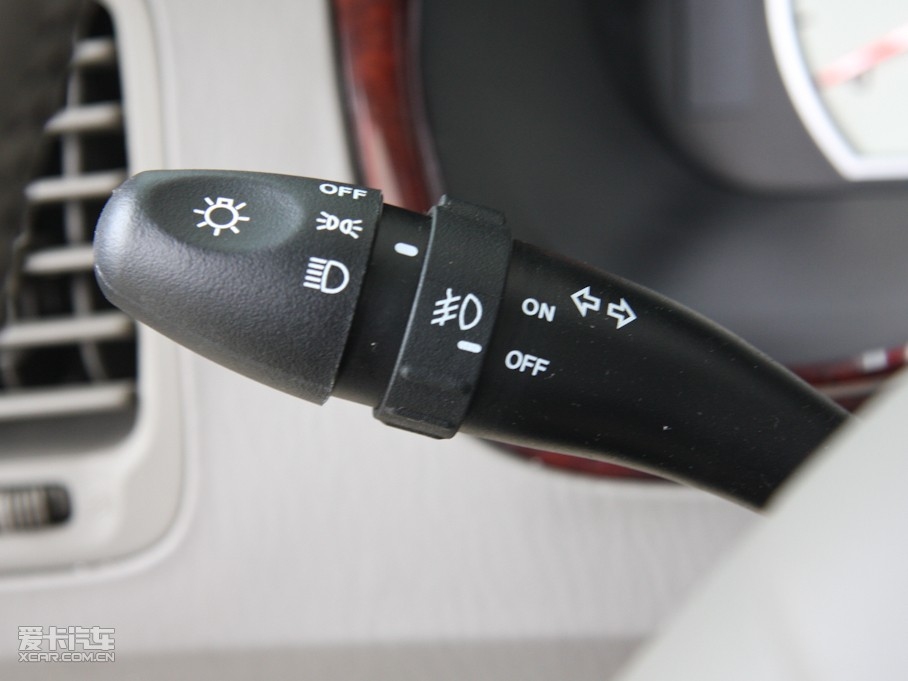 2009�����S 2.0GL �Ԅ�(d��ng)���F��