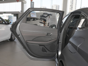 2022270TGDi DCT 20o ܇T