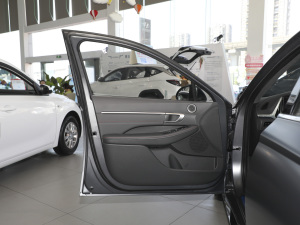 2022270TGDi DCT 20o {λ܇T