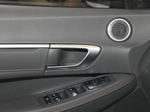 2022270TGDi DCT 20o п؅^