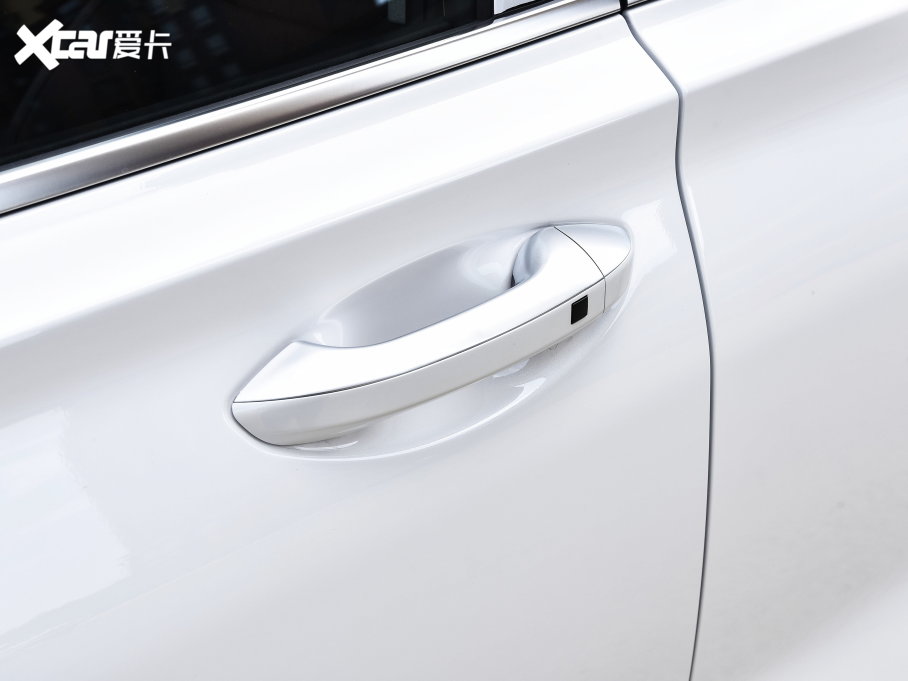 2023F_ м 380T GDi ԄӃLUXF