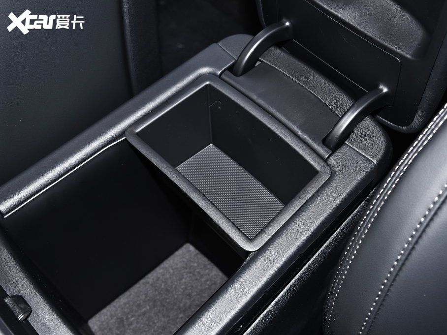 2023F_ м 380T GDi ԄӃLUXF